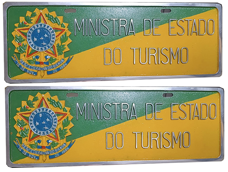 Placa de Carro em Bronze Fundido